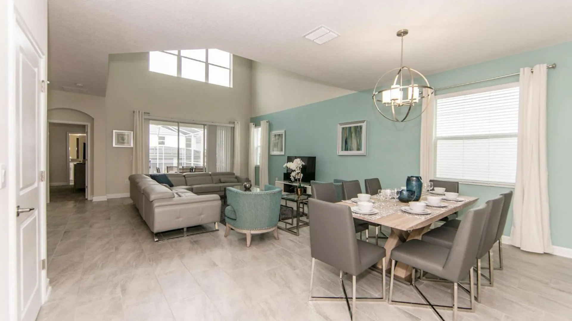 1561Ja Villa 5 Bed/5 Ba Davenport 0*,  United States